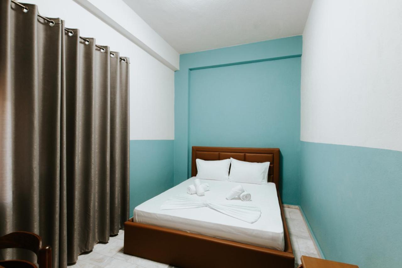 Hotel Lunxheria จีโรคาสเตอร์ ภายนอก รูปภาพ
