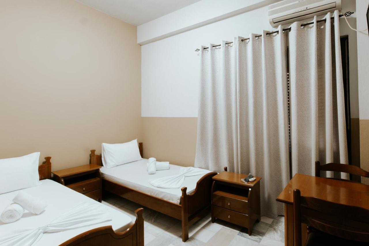 Hotel Lunxheria จีโรคาสเตอร์ ภายนอก รูปภาพ