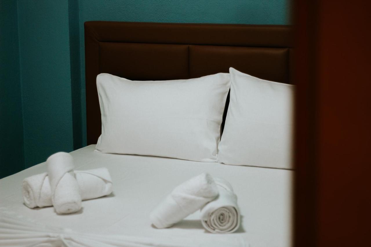 Hotel Lunxheria จีโรคาสเตอร์ ภายนอก รูปภาพ